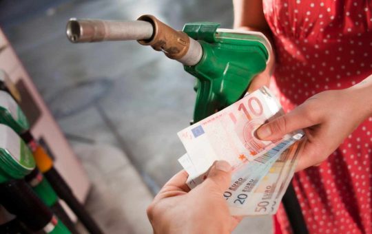 aumenti benzina diesel