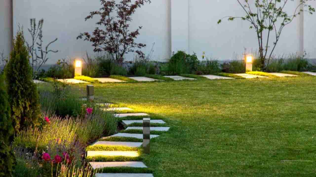 Come illuminare il giardino a costo zero