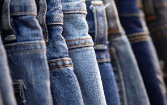 Come lavare al meglio i jeans?