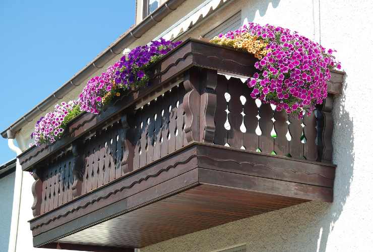 Come arredare al meglio un balcone