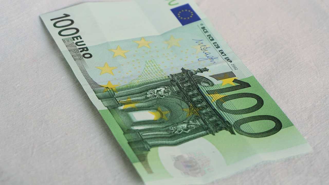 Bonus, 100 euro nelle tasche degl italiani - Pixabay - FinanzaRapisarda