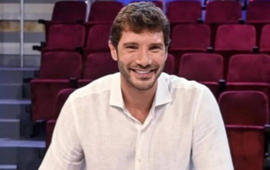 Stefano De Martino quanto guadagna?