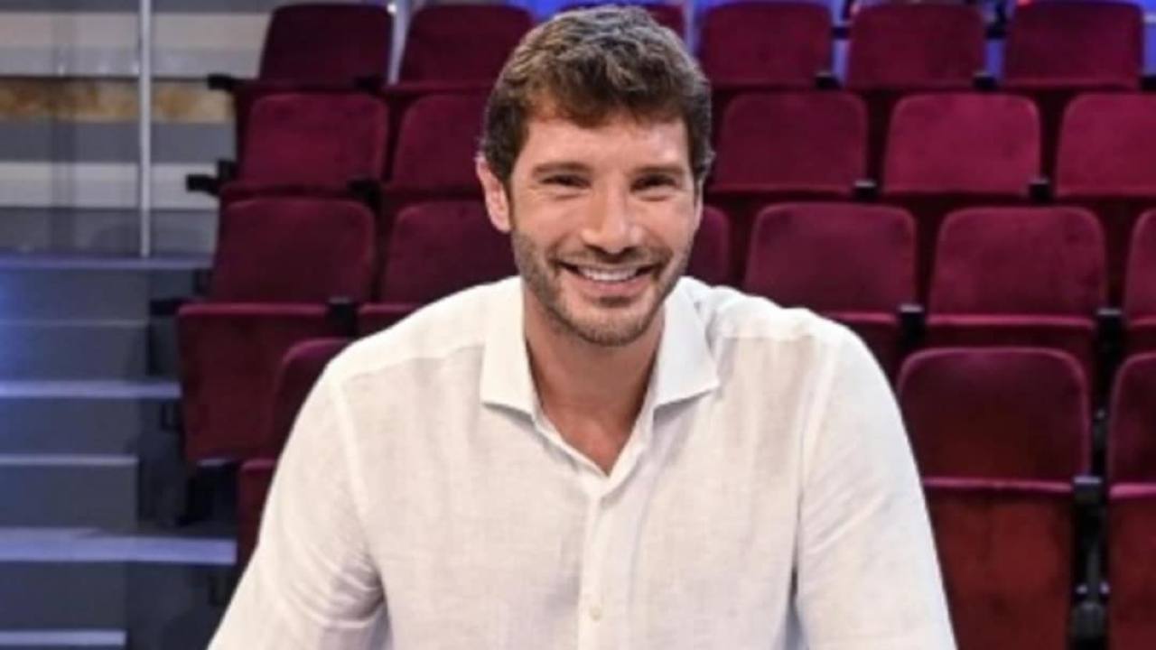 Stefano De Martino quanto guadagna?